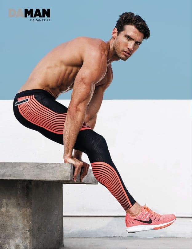 Outtake Mitchell Wick in Compression leggings and sneakers by Nike