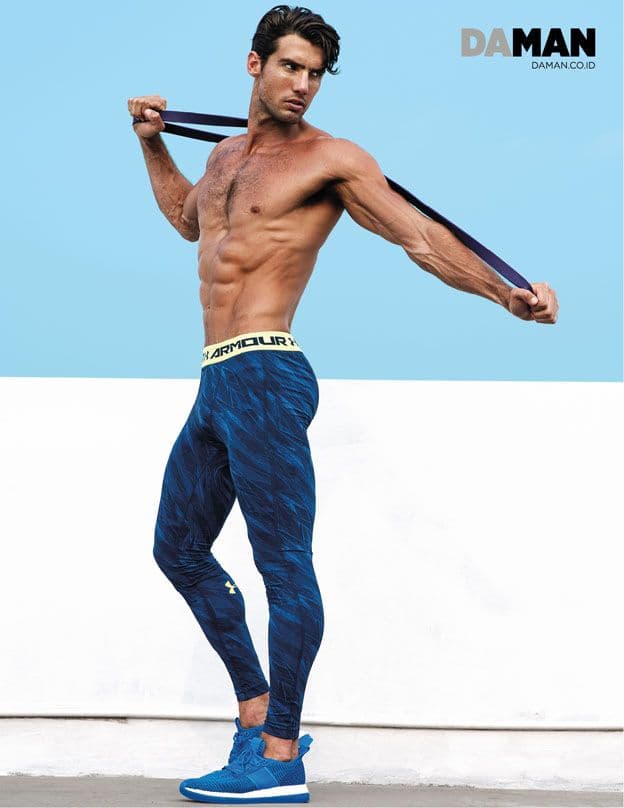 Outtake Mitchell Wick in Compression leggings by Under Armour, sneakers by Adidas