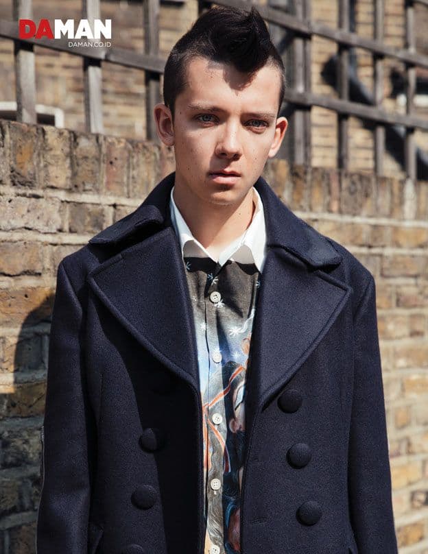 OUTTAKE Asa Butterfield of The Space Between Us in Outfit by Prada