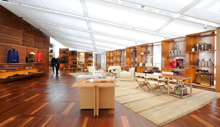 Louis Vuitton Island Maison at Marina Bay Sands, Men's floor interior