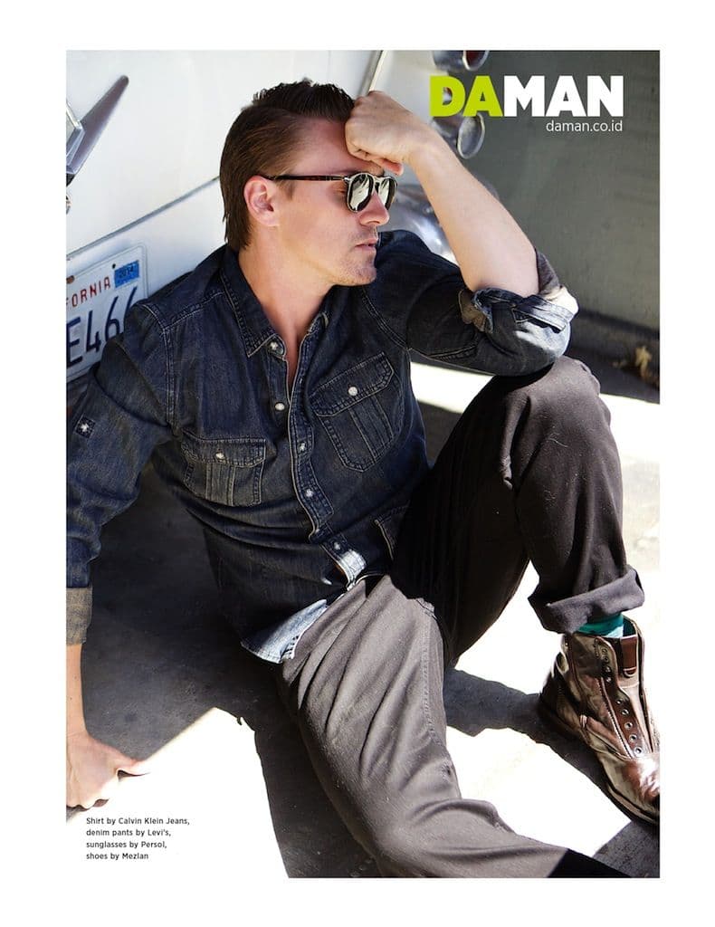 RILEY SMITH7