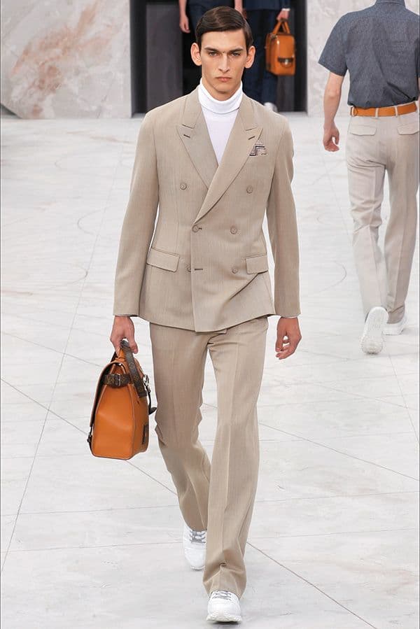 LOUIS-VUITTON