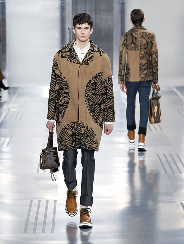 Look_2