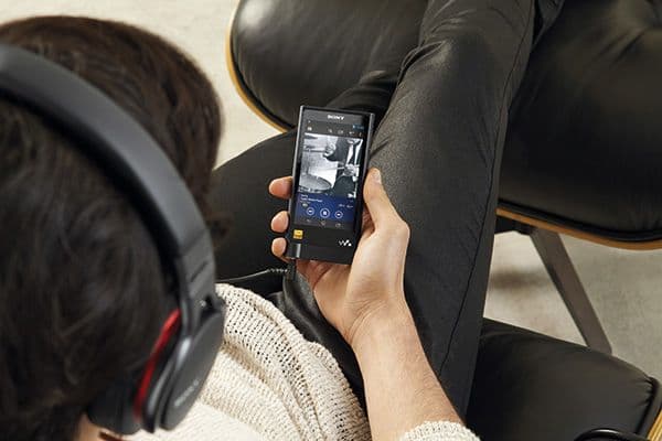 Sony-Walkman-NW-ZX2---01