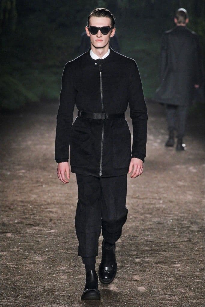 Fall/Winter 2015 Runway Trend: Ermenegildo Zegna Couture Belted Outerwear