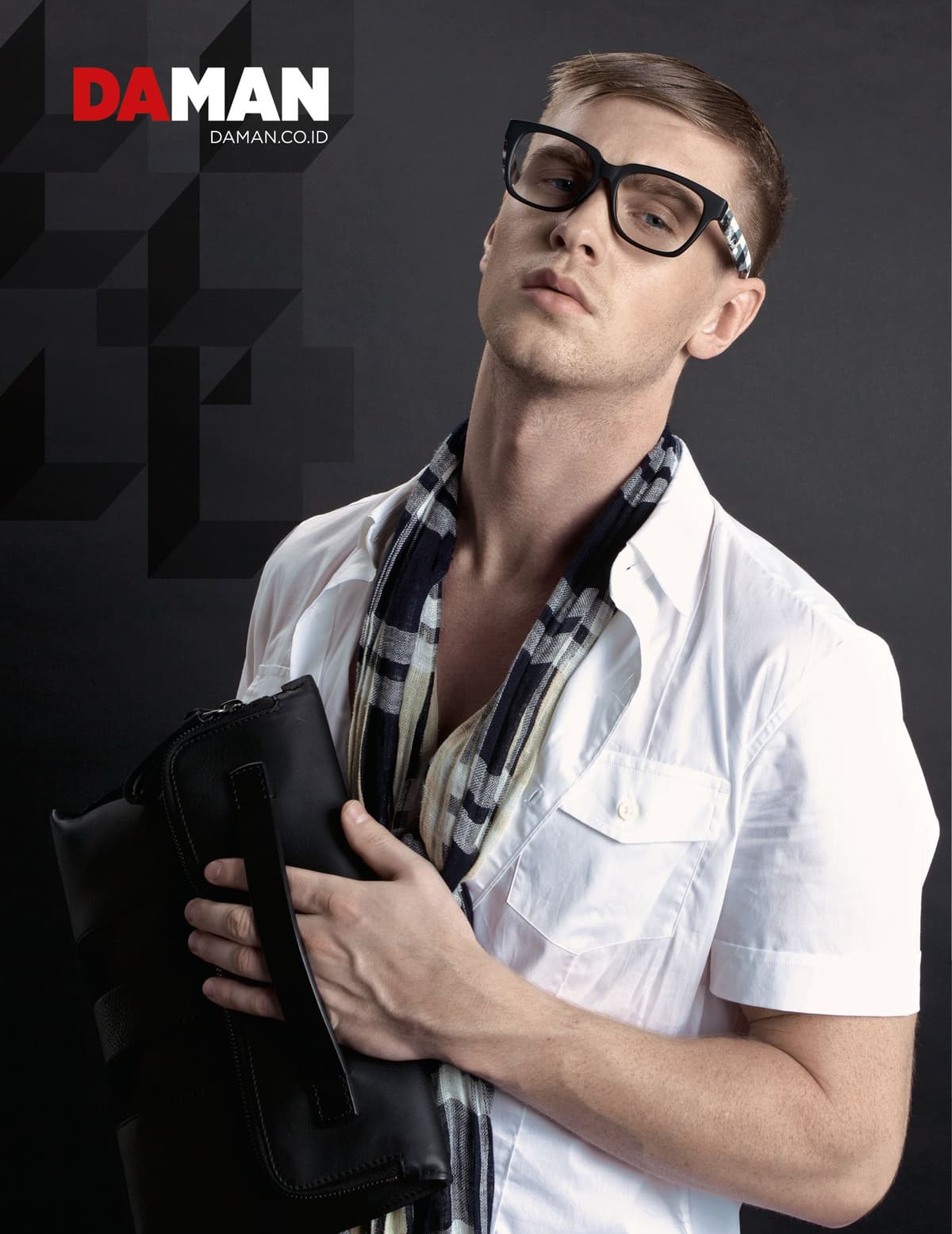 FEATURE_BW ACCESSORIES_1201_FPS_5