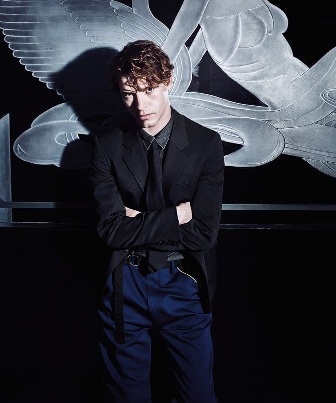 Billy-Howle-Prada-2016-Spring-Summer
