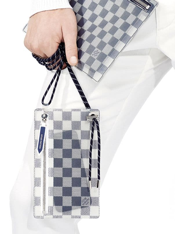 15-355-AB-VUITTON-17-0130-RAW-02_g