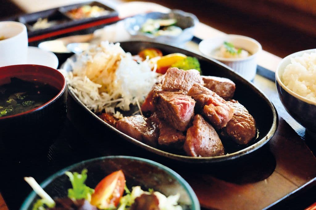 4-Meltique Steak Set (1)