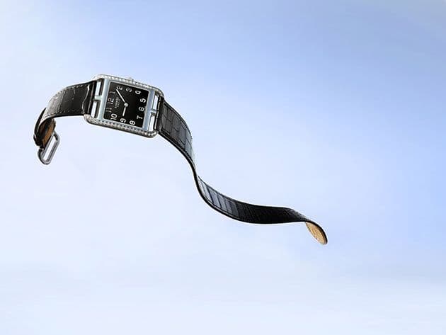 Cape-Cod-with-onyx-dial