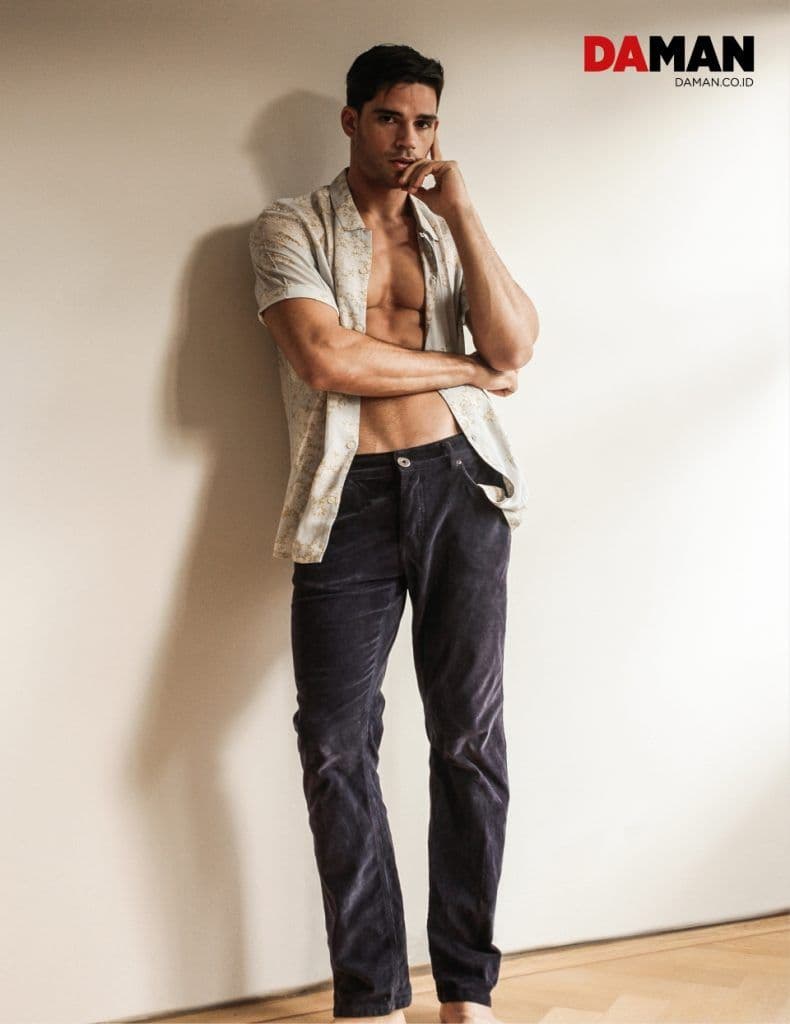 ONLINE SPREAD_Finn Cramer1[small] - DA MAN magazine Ronald Liem
