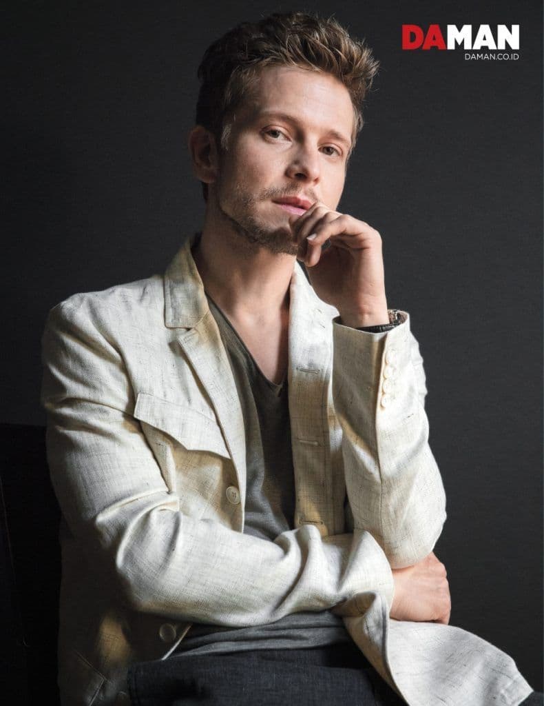 Matt Czuchry-Print-5DA MAN magazine - Mitchell Mccormack