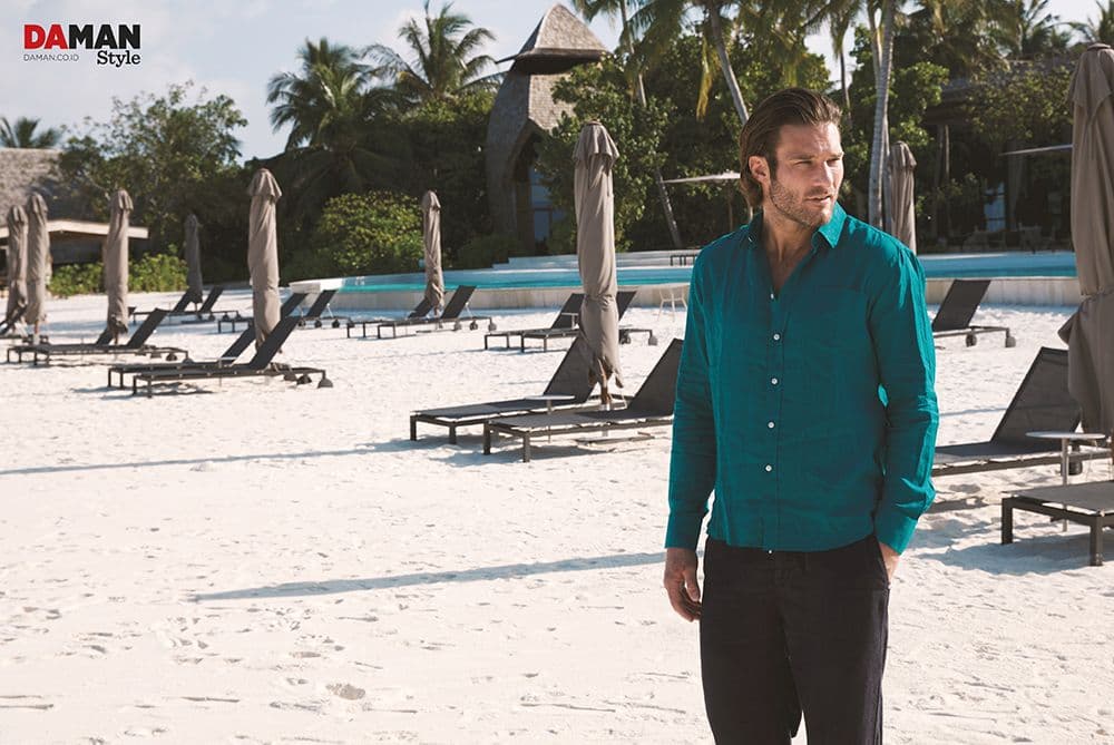 Biasa, John Varvatos, Nic Thompson, Regis, Ronald Liem, ST. REGIS, St. Regis Maldives Vommuli Resort, Teamm8, Theory, Vilebrequin