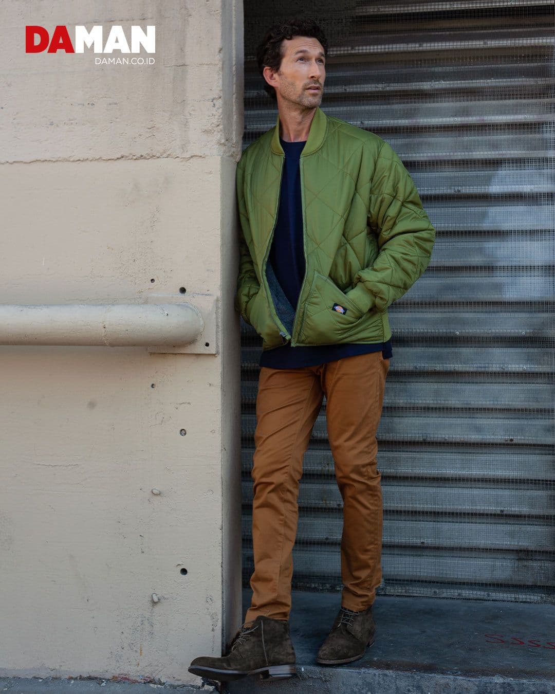 Jacket by dickies, t-shirt by y Jack, pants by dockers, shoes by Jean baptiste rautureau