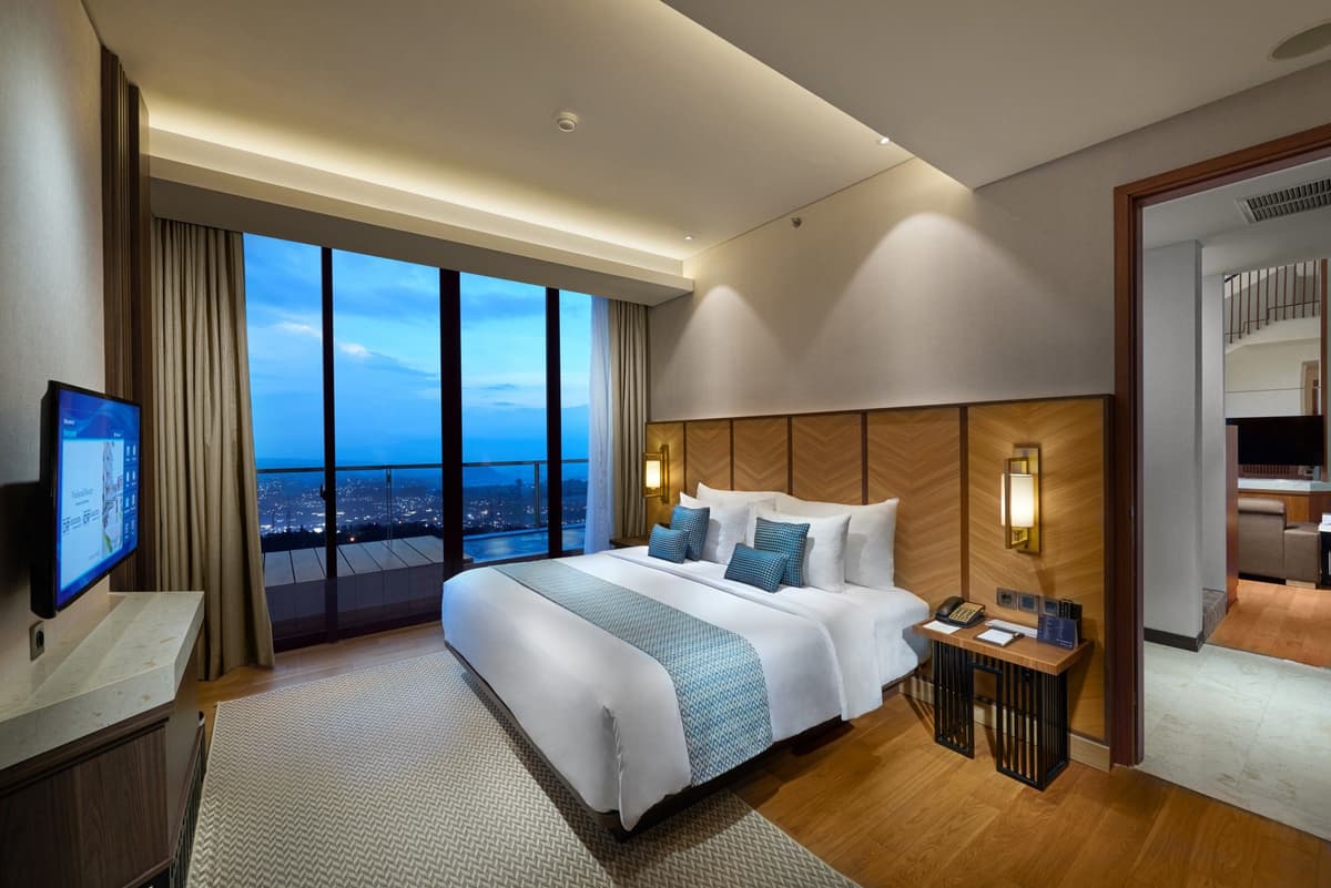 louvre hotels indonesia