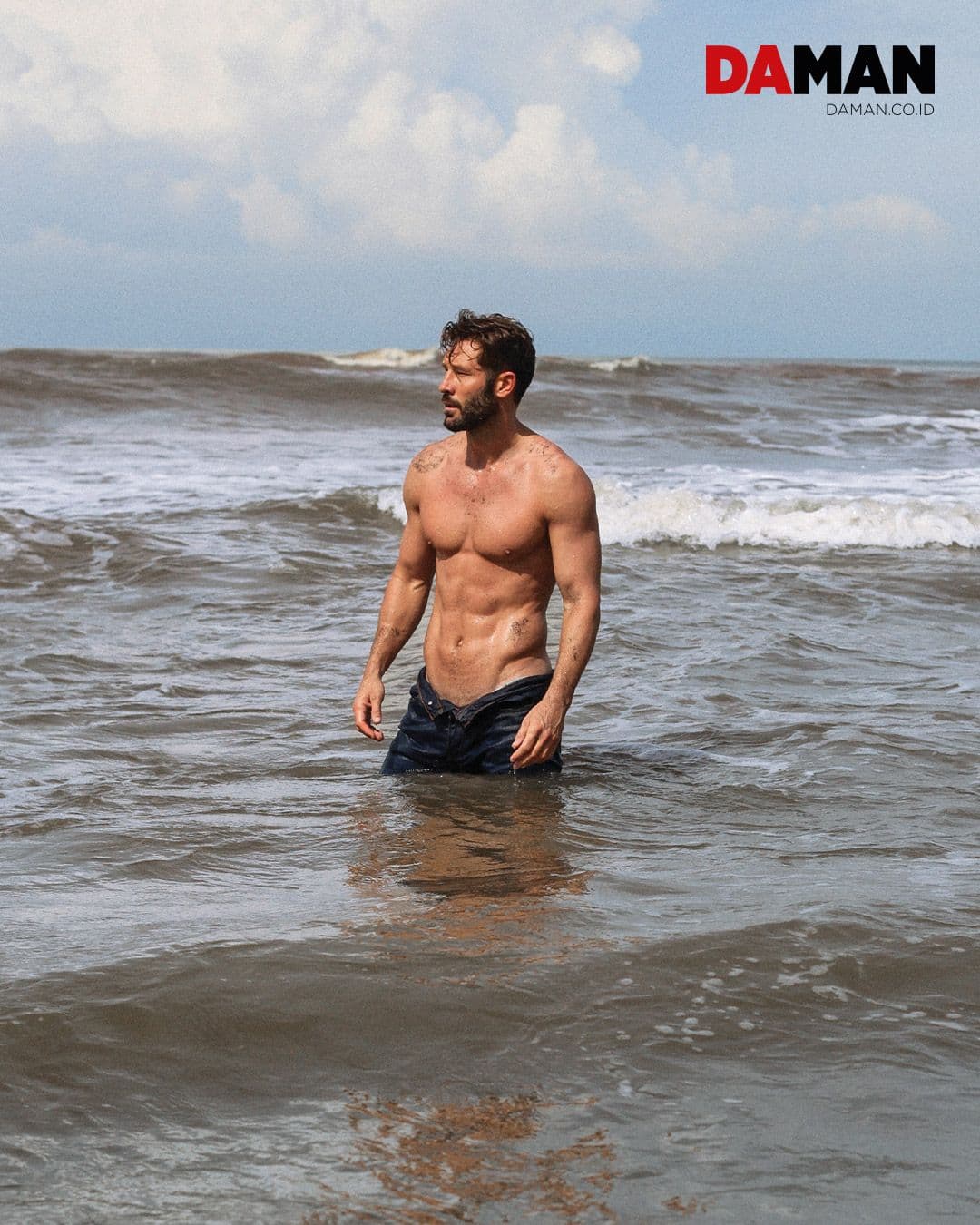 John Halls by Ronald Liem for DAMAN Feb/Mar 2024 027.jpg