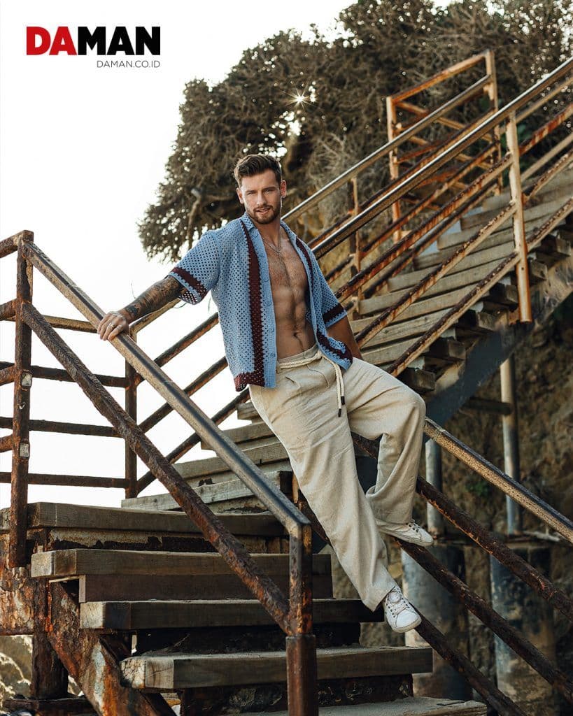Seashore Drive: Lachlan Mclean by Aldrin del Carmen