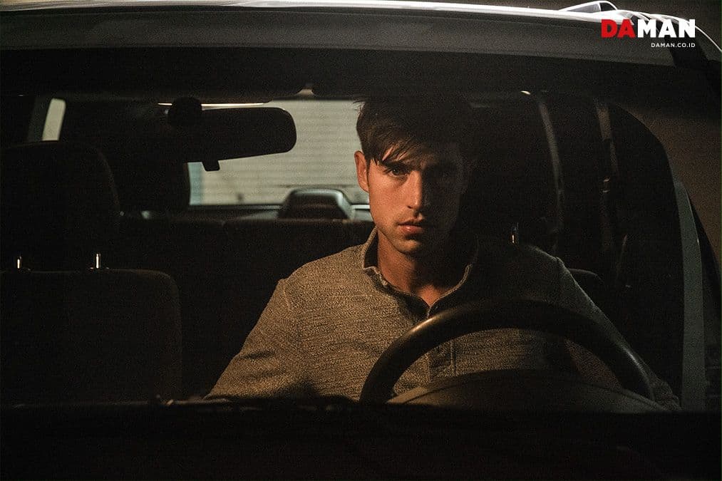 See How Model Ben Elliot Drives the World with His Style