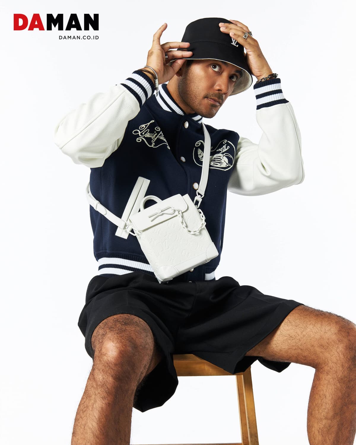 Ario Bayu by Melvie Aurelia for DAMAN Jun/Jul 2024 006.jpg