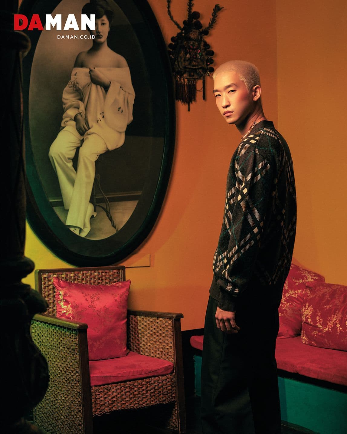 Stanley Jo by Vony Wong for DAMAN October/November 2024 003.jpg