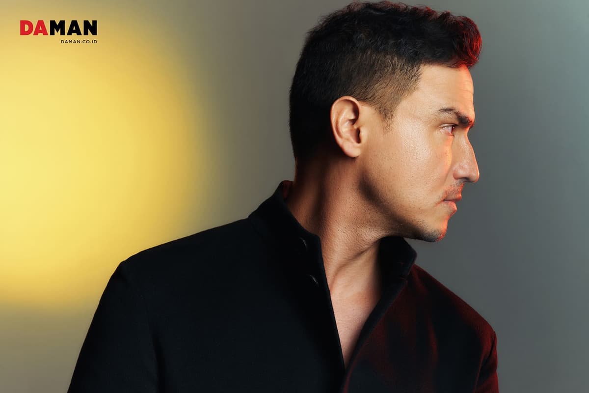 Hamish Daud by Ikmal Awfar for DAMAN February 2025 001.jpg