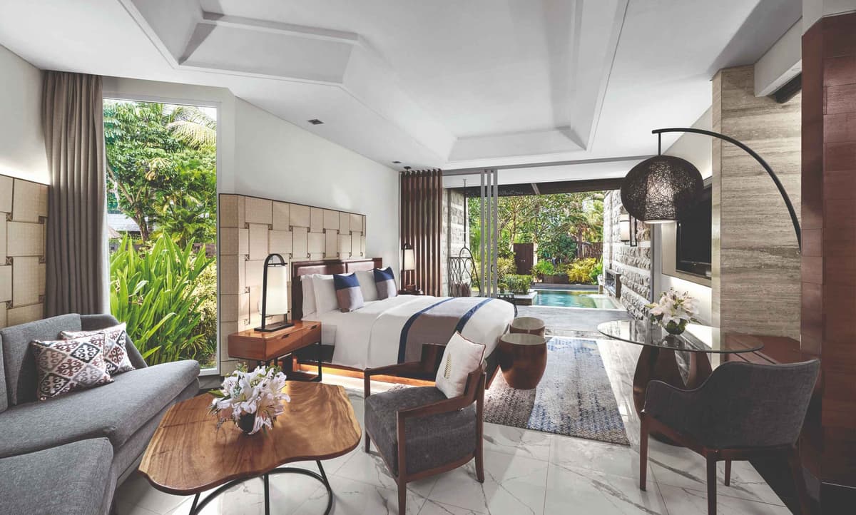Luxury Room plunge pool