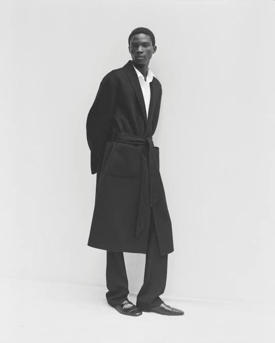 Black robe doublé coat