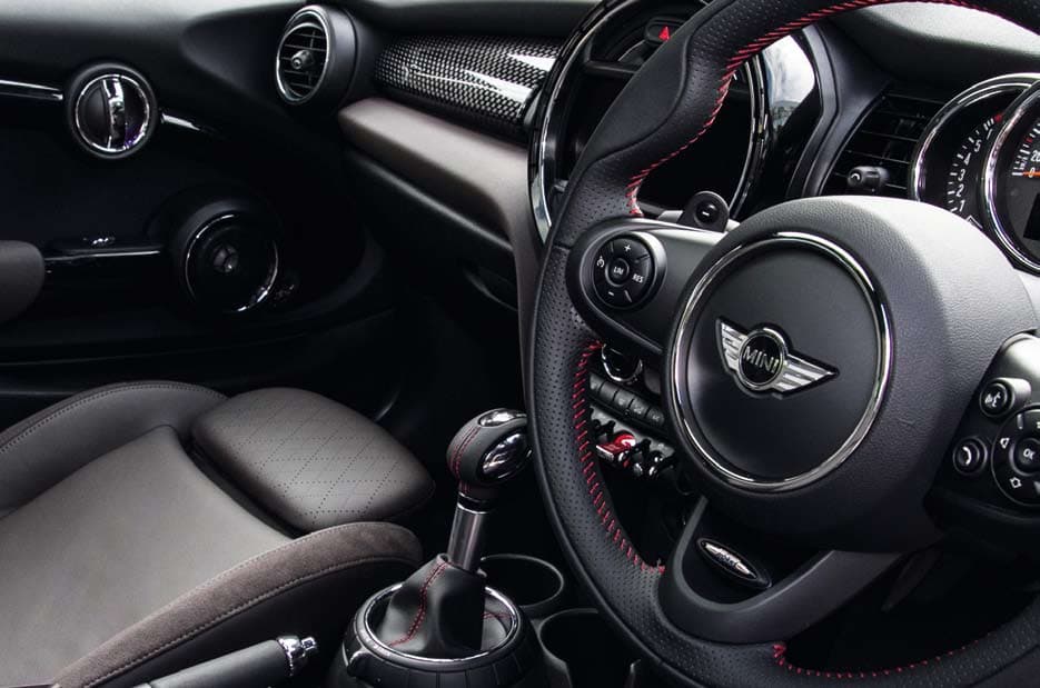 Daman new MINI Cooper S interior 2