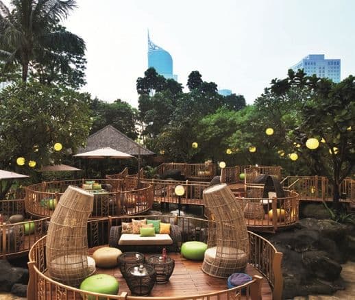 JimBARan Outdoor Lounge