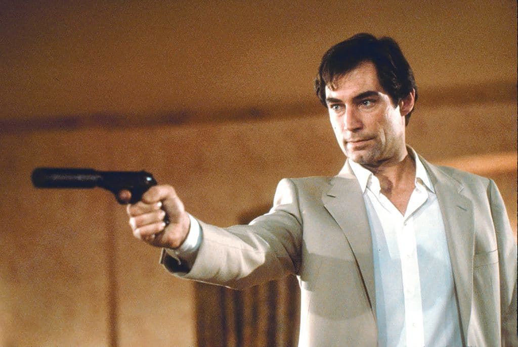 Timothy-dalton-james-bond-3