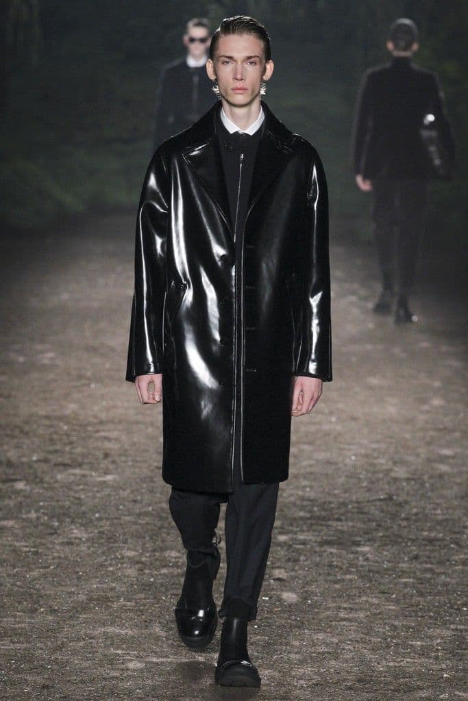 Fall/Winter 2015 Runway: Shiny Effects by Ermenegildo Zegna Couture