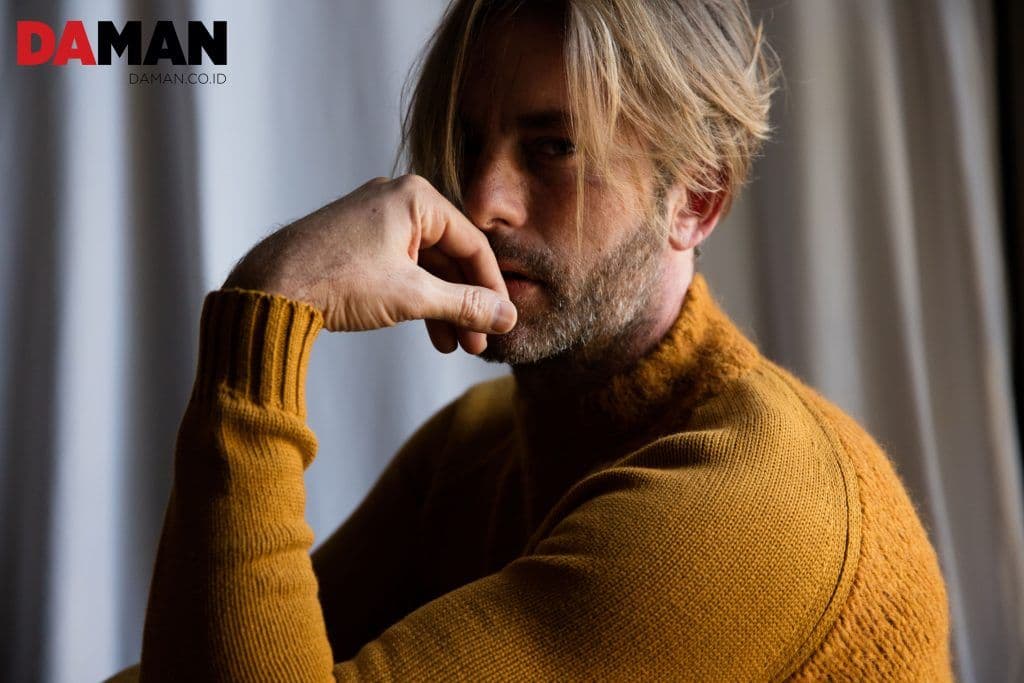 Chris Tschupp in Sweater by G-Star Raw