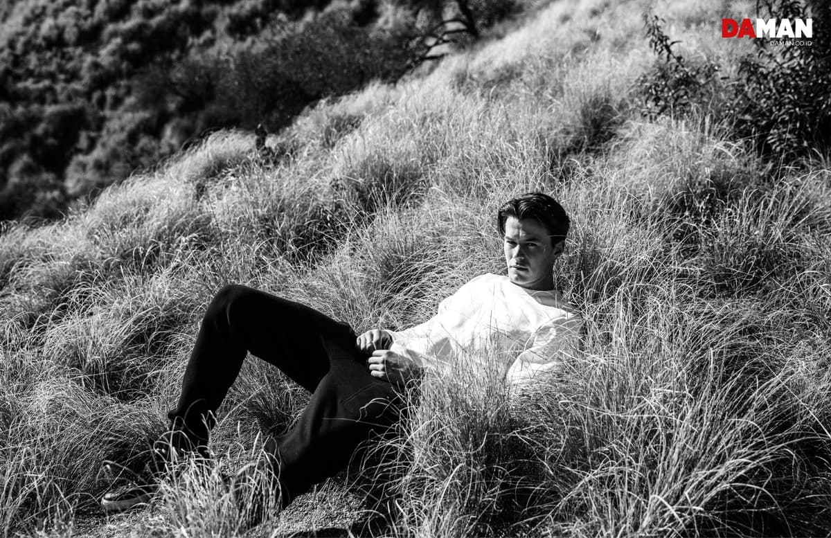 DA MAN ONLINE FEATURE_Thomas Cocquerel of Billionaire Boys Club_Sweatshirt by G-Star RAW, trousers by Nike