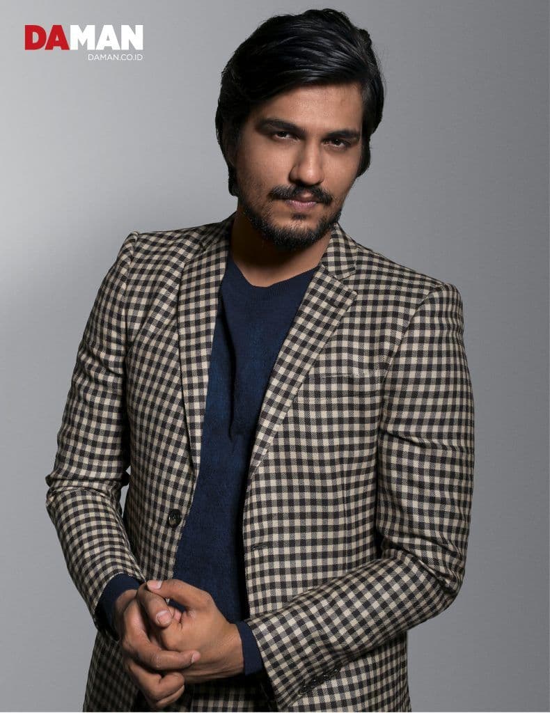 Cornelio Sunny of The Professionals & Rudy Habibie in Etro-2