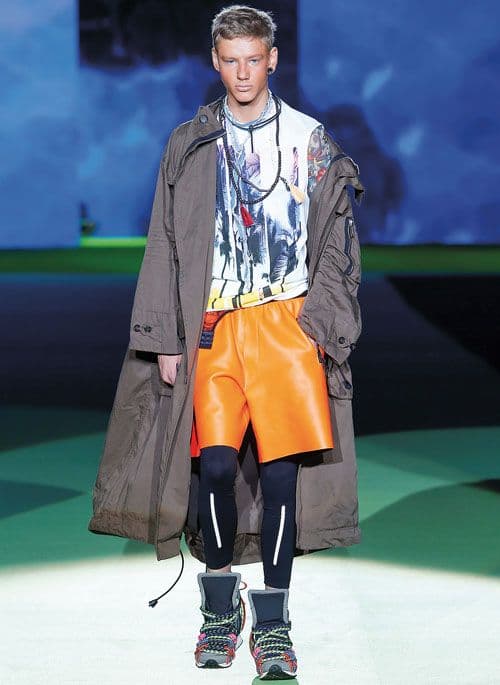 DA MAN Style Milan Fashion Week Spring Summer 2016 - Dsquared2's luxury surf gear-small