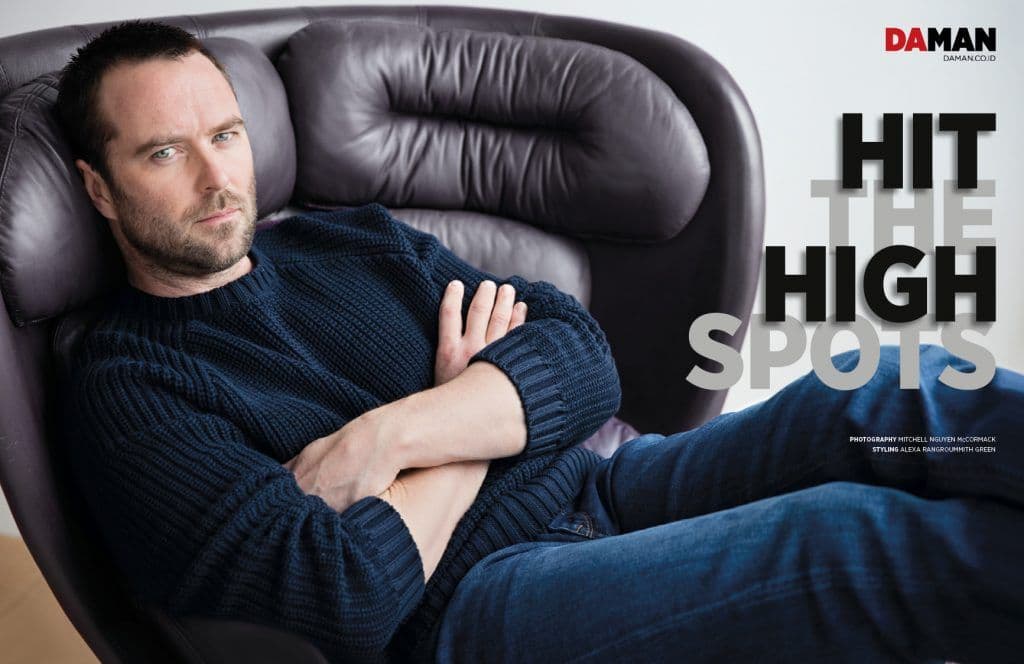 SULLIVAN STAPLETON of Blindspot NBC in Outfit by Tommy Hilfiger.jpg
