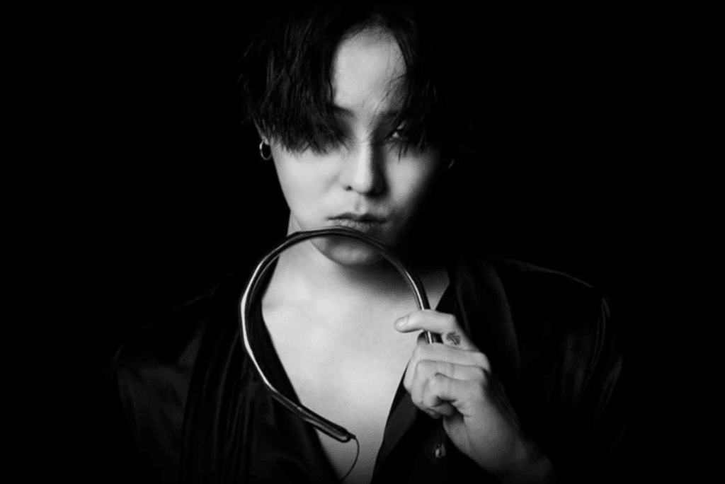 G-Dragon PEACEMINUSONE Soundband Headset-1