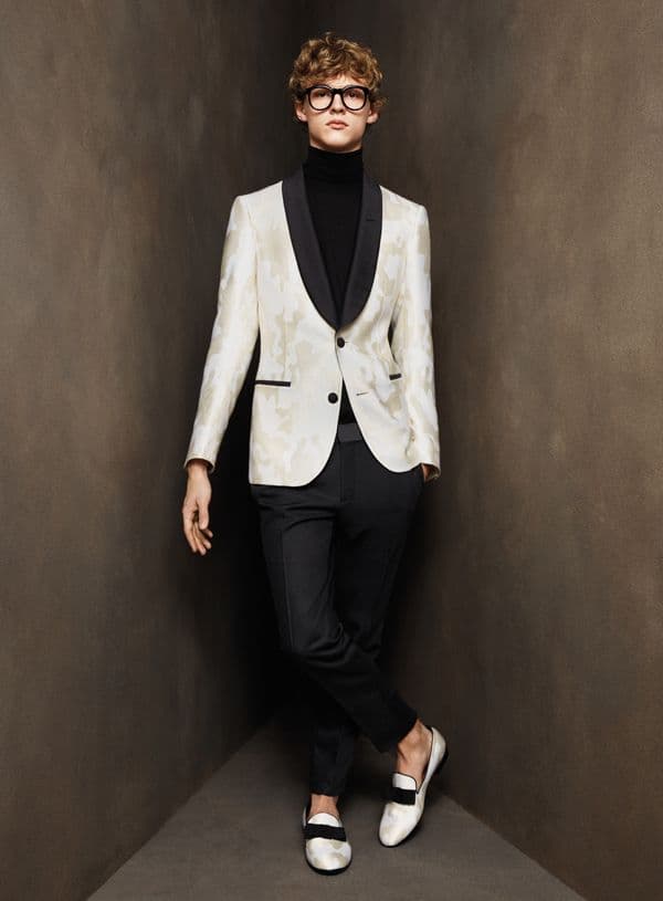 A glamorous and dandy evening look