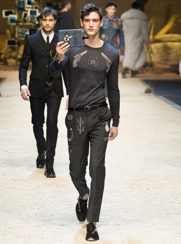 a Dolce & Gabbana model video-streaming