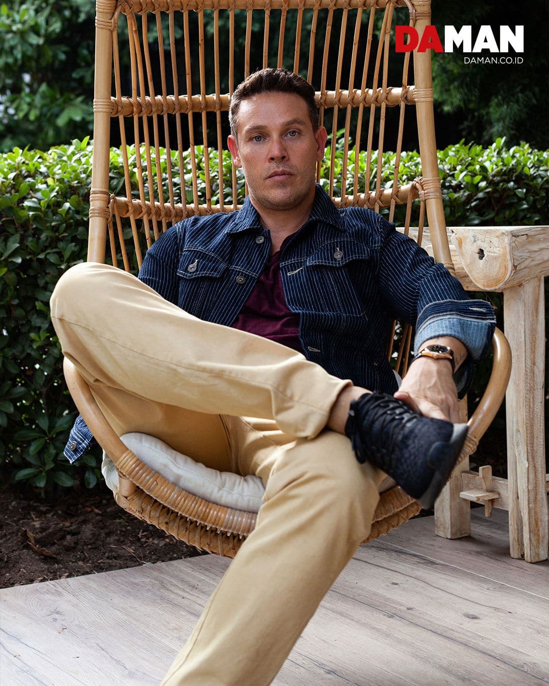 Jacket by AG Jeans; t-shirt by Zadig & Voltaire; pants by Rupert & Buckley; watch by Rolex ‘Cellini’; shoes by Nike