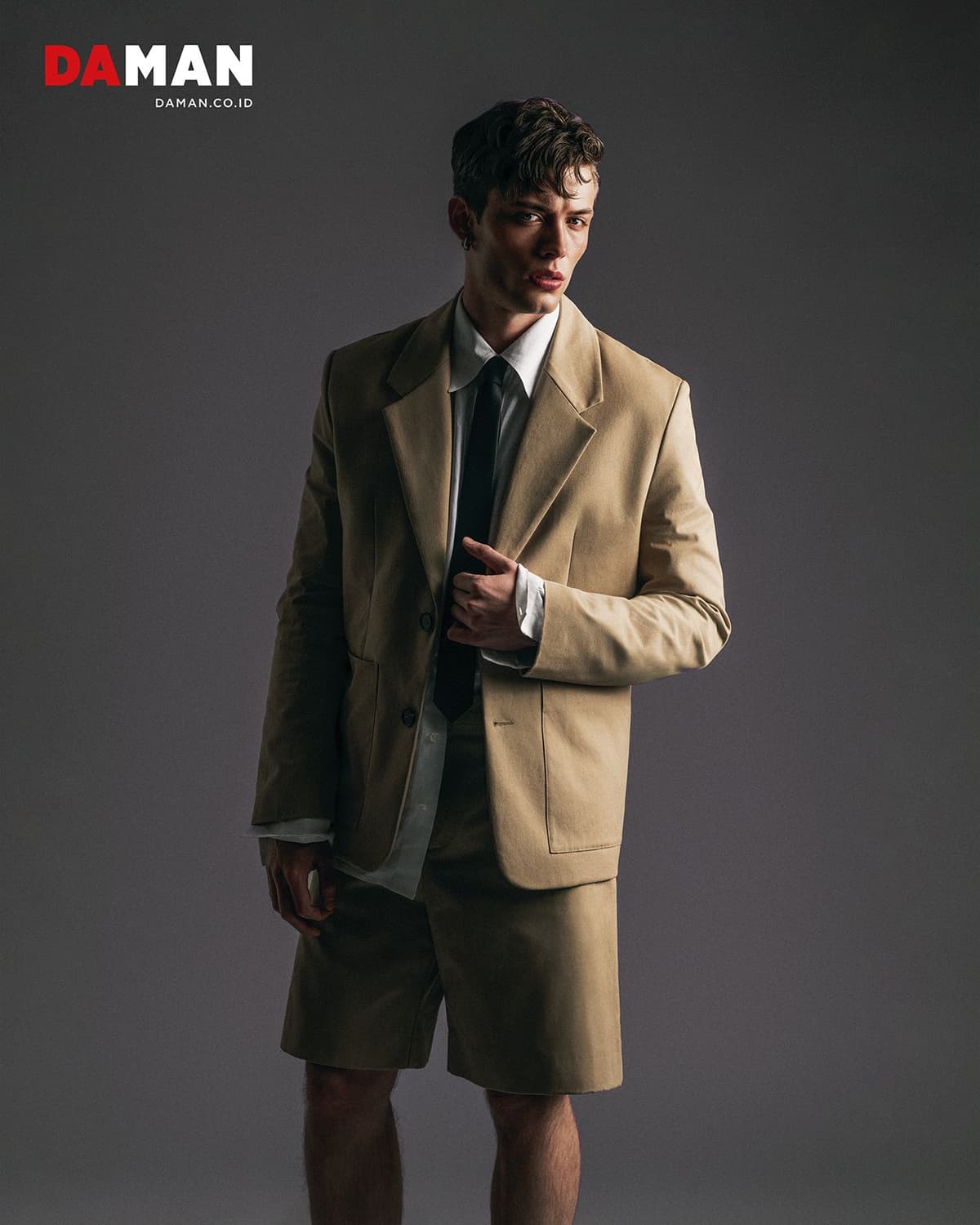João Knorr by Charl Marais for DAMAN April 2025 002.jpg