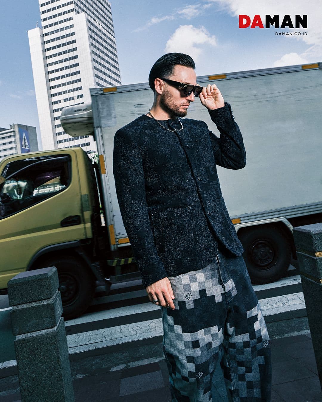 Marc Klok by Vony Wong for DAMAN April 2025 013.jpg