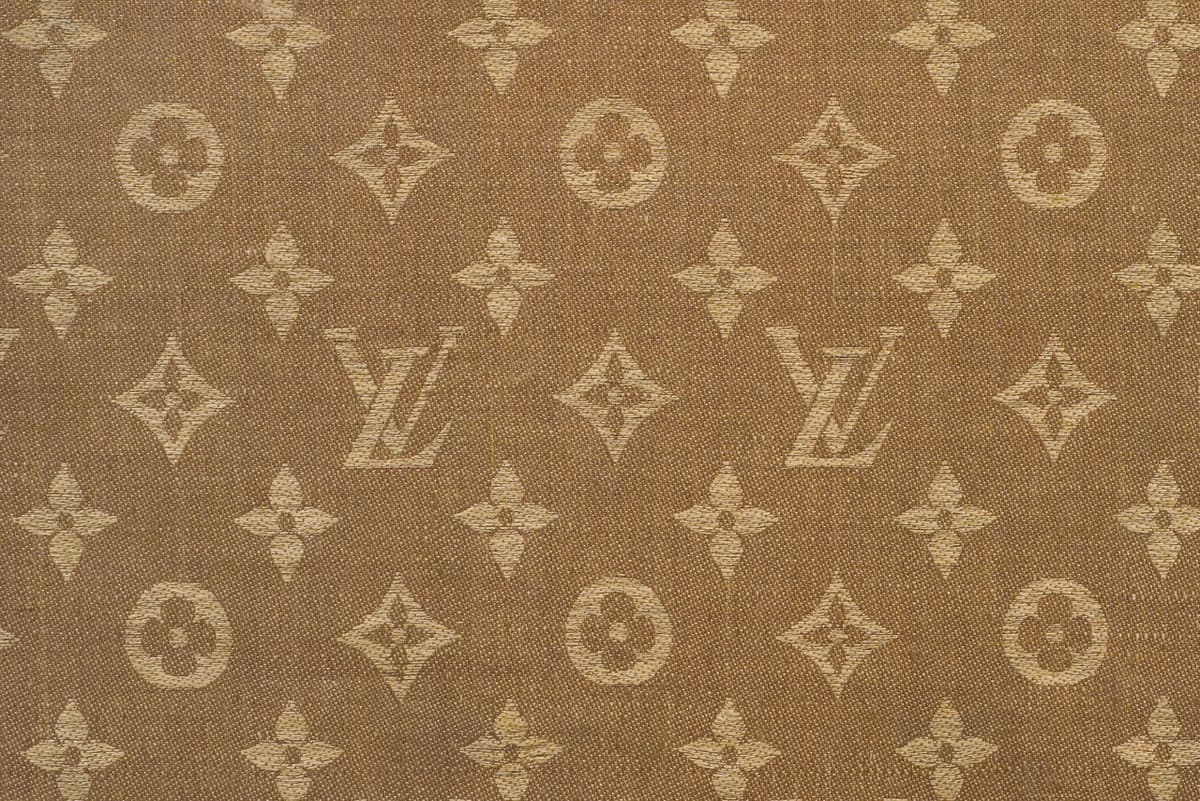 Three expressions of the Monogram